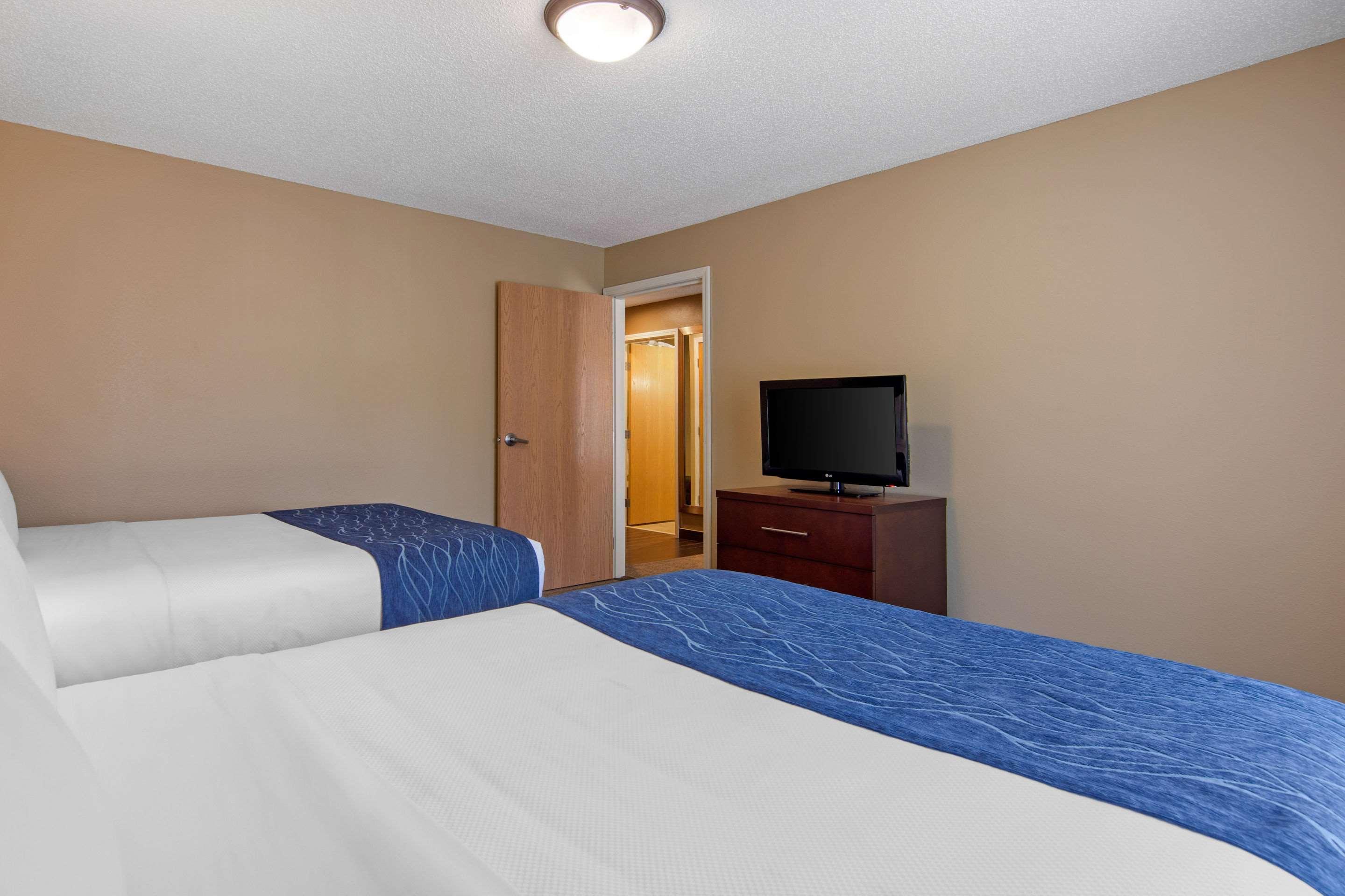 Comfort Inn & Suites Cooperstown - Milford Exteriör bild