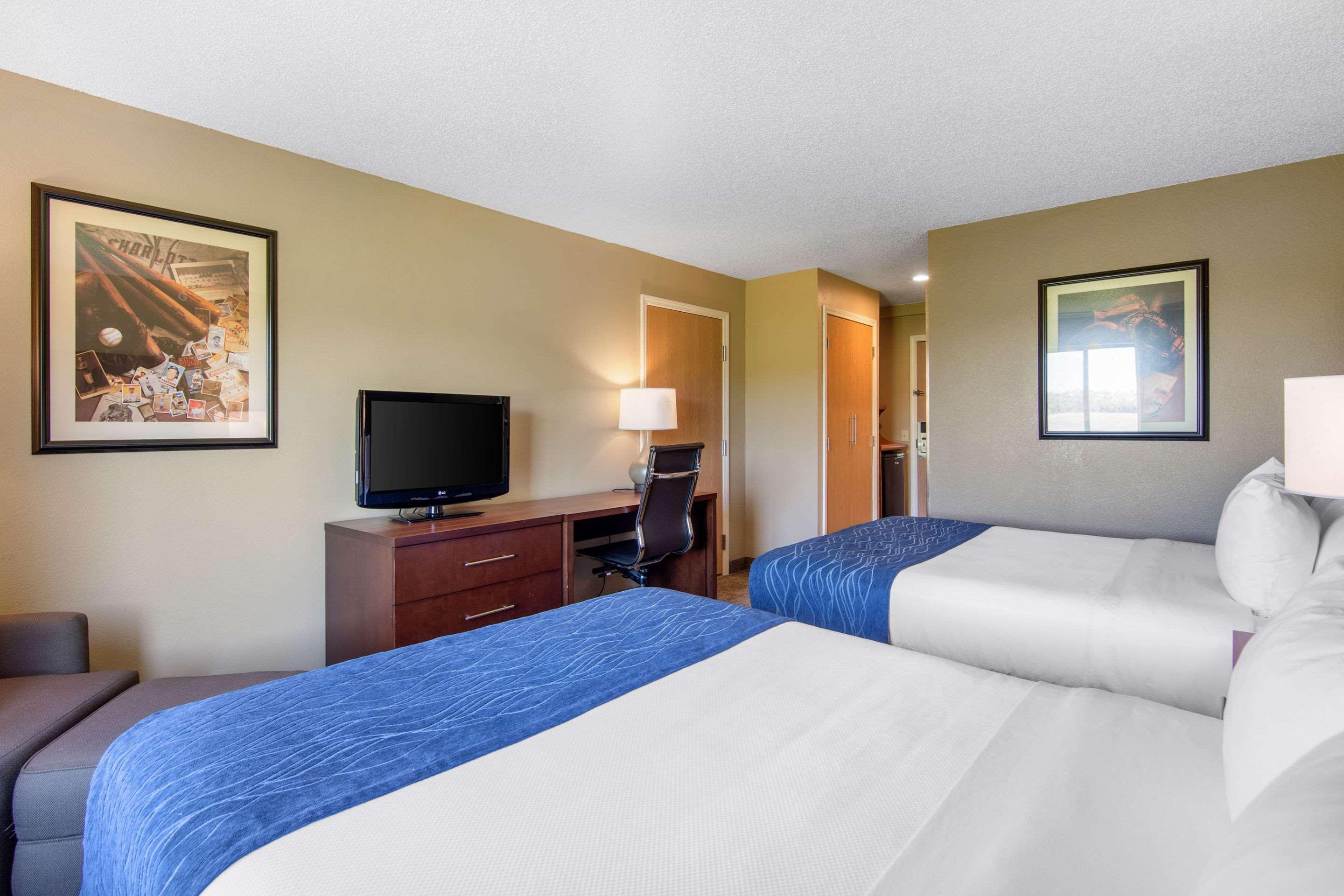 Comfort Inn & Suites Cooperstown - Milford Exteriör bild