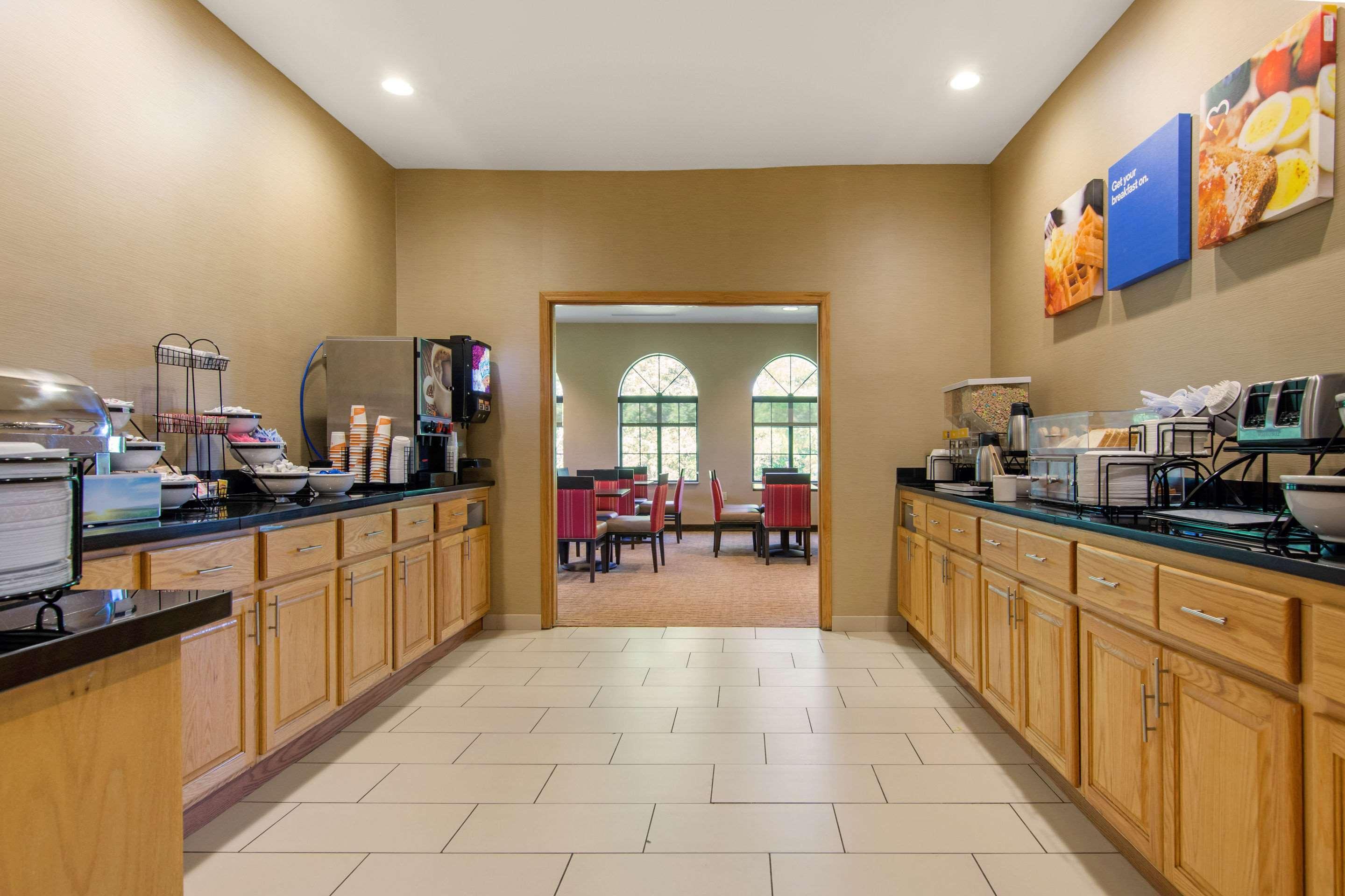Comfort Inn & Suites Cooperstown - Milford Exteriör bild