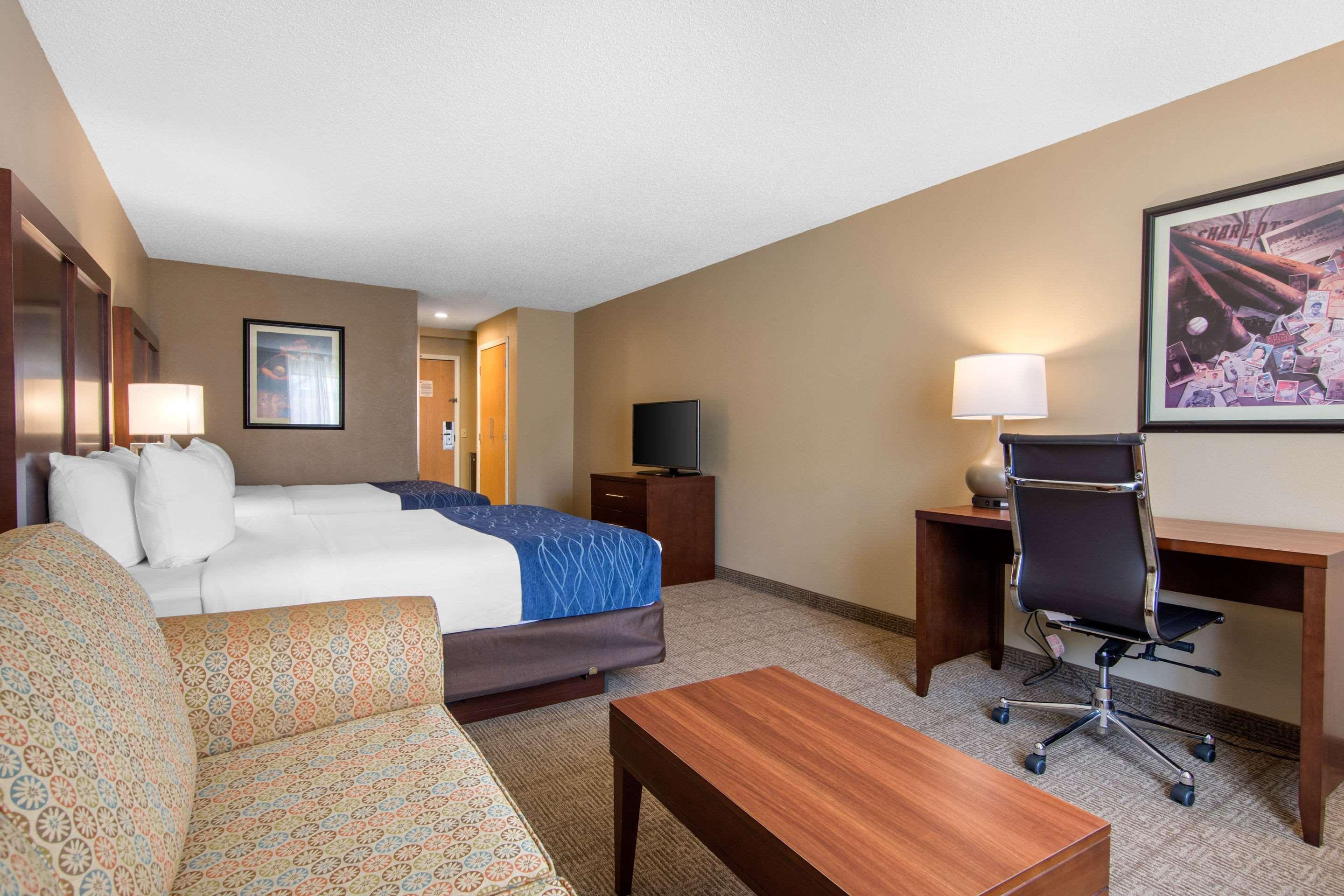 Comfort Inn & Suites Cooperstown - Milford Exteriör bild