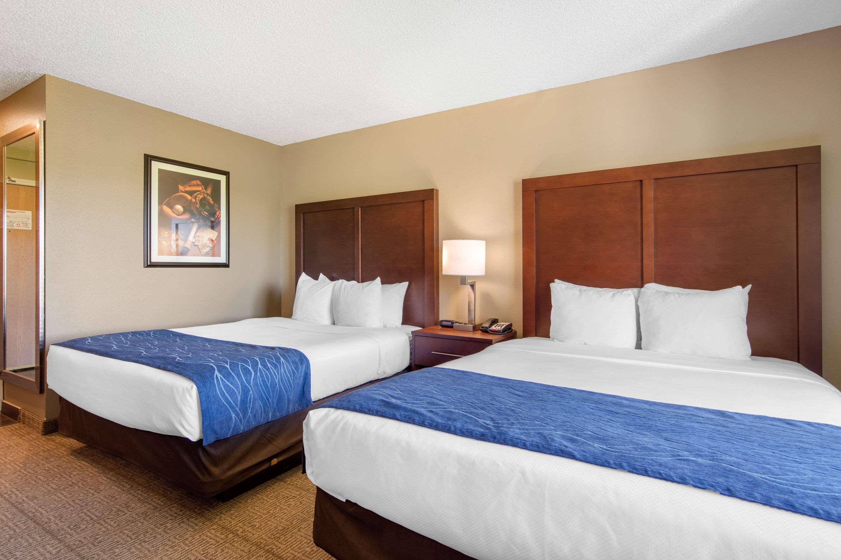 Comfort Inn & Suites Cooperstown - Milford Exteriör bild
