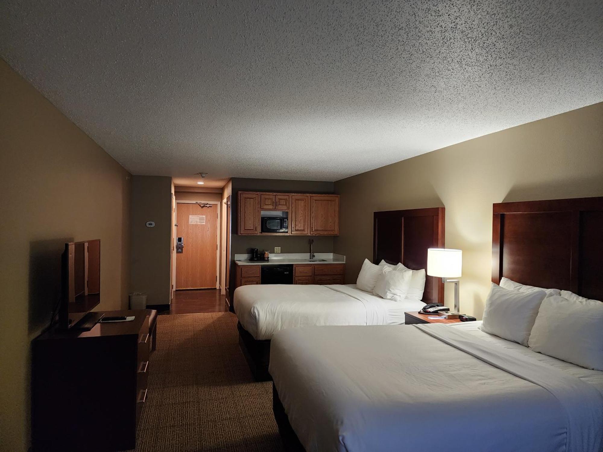 Comfort Inn & Suites Cooperstown - Milford Exteriör bild