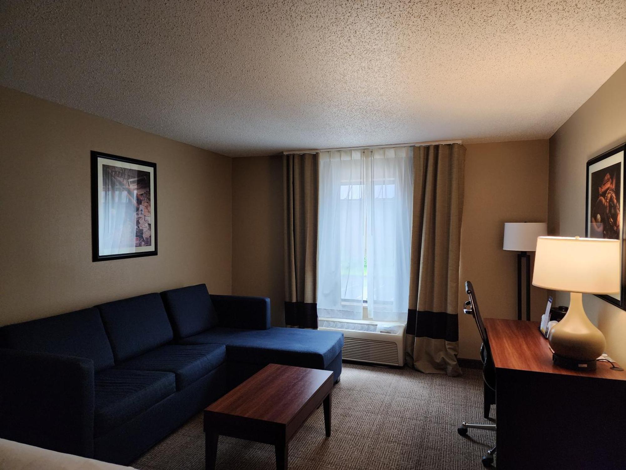 Comfort Inn & Suites Cooperstown - Milford Exteriör bild